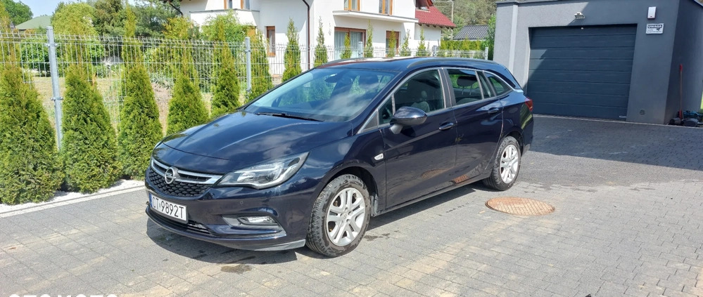 Opel Astra cena 53000 przebieg: 78474, rok produkcji 2019 z Busko-Zdrój małe 172